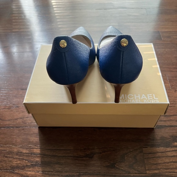 Michael Kors Heels - Picture 4 of 8